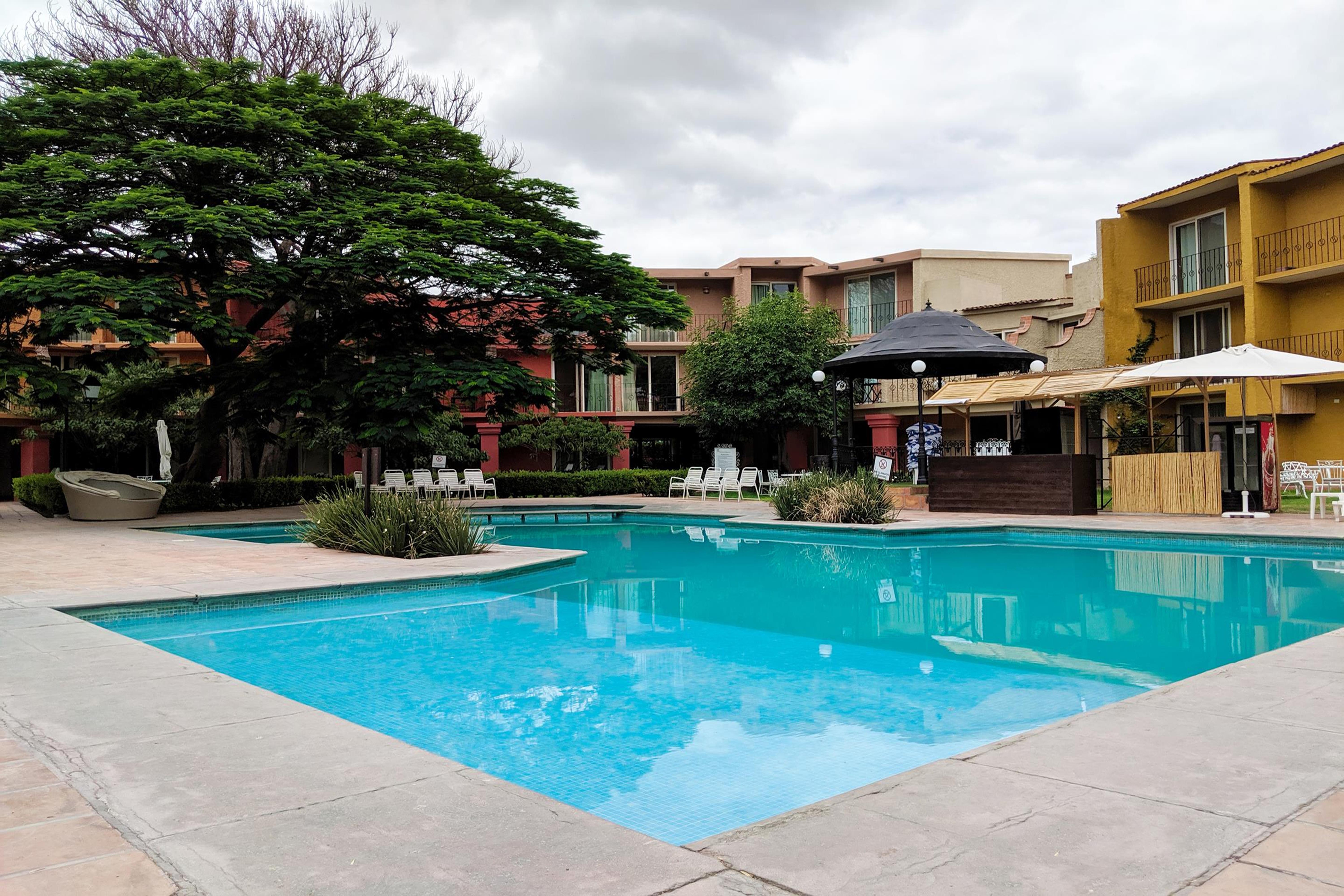 Real De Minas San Miguel De Allende Luaran gambar The pool at the hotel