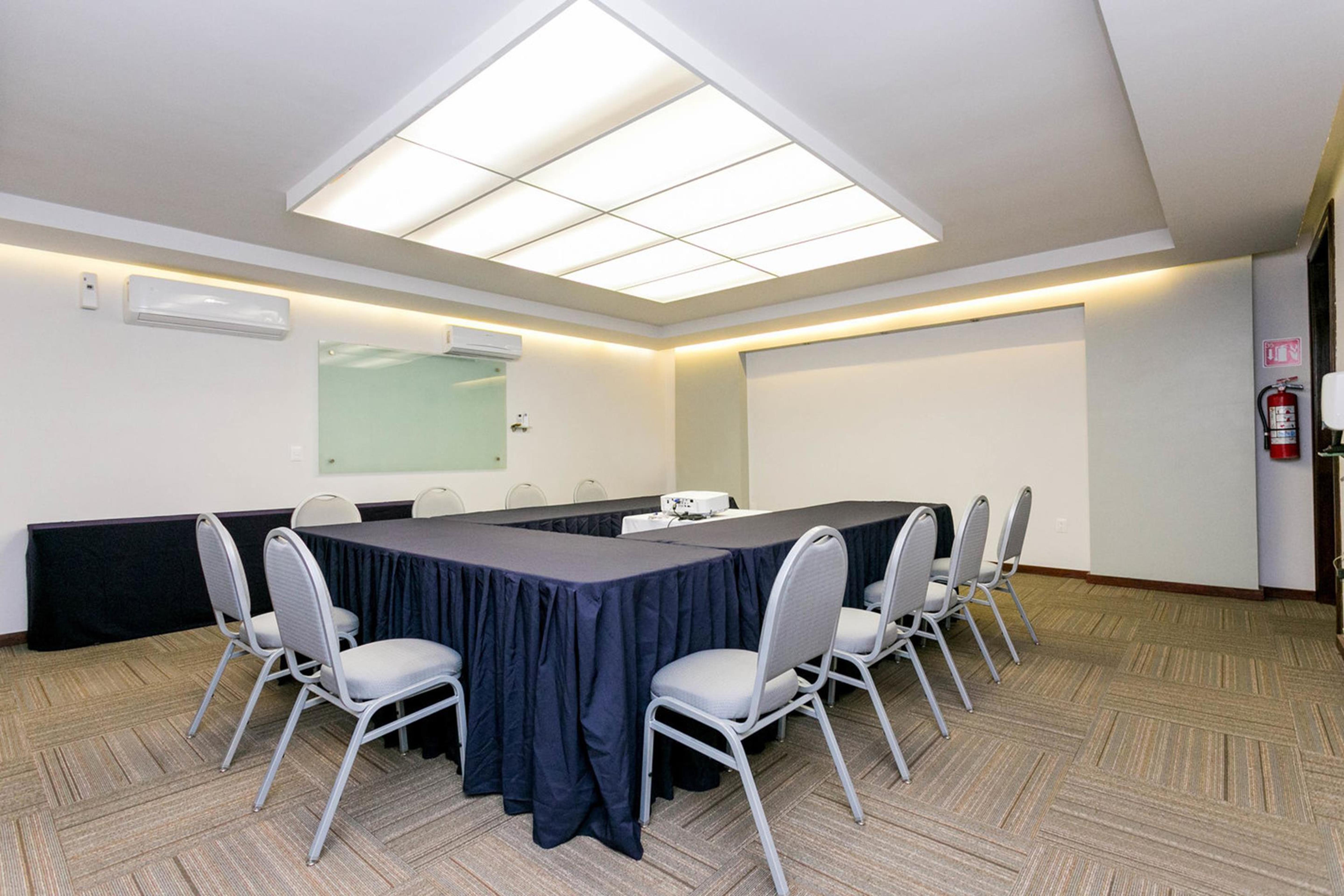 Real De Minas San Miguel De Allende Luaran gambar Meeting room