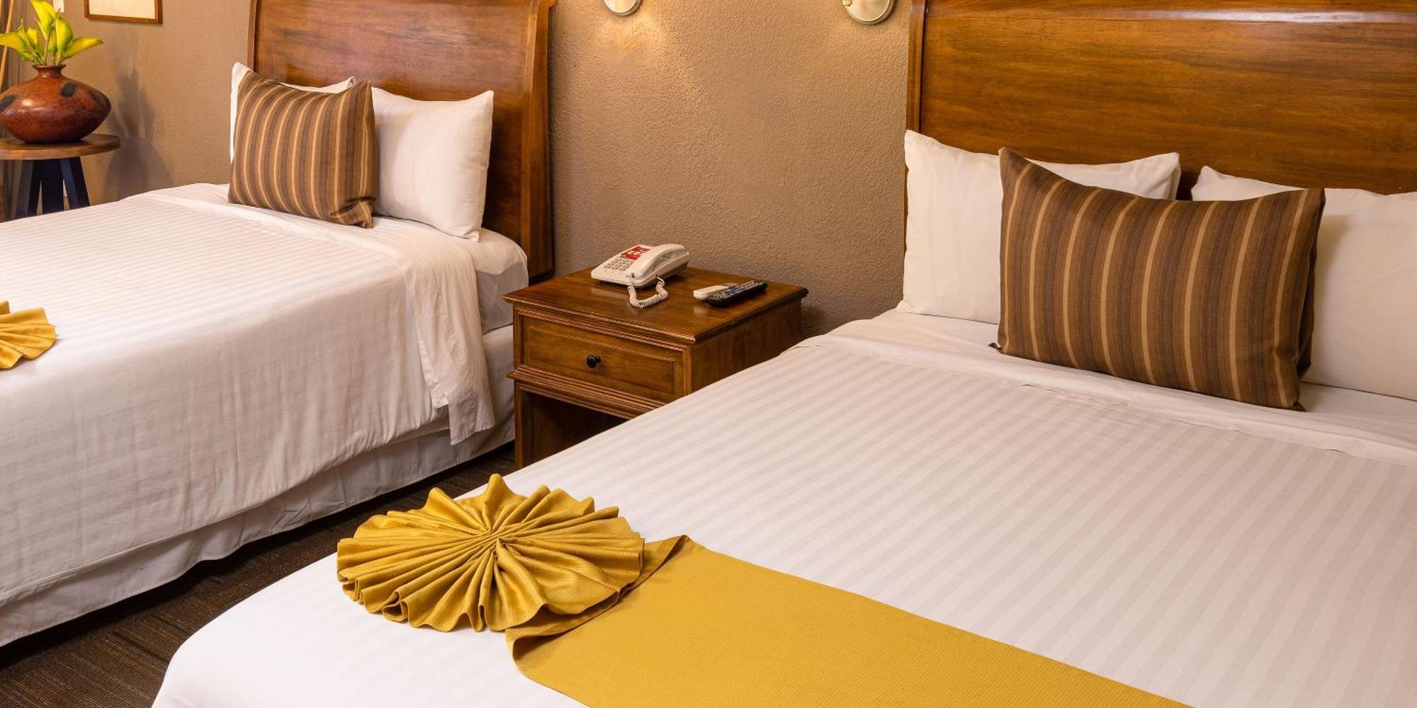 Real De Minas San Miguel De Allende Luaran gambar A guest room at the hotel